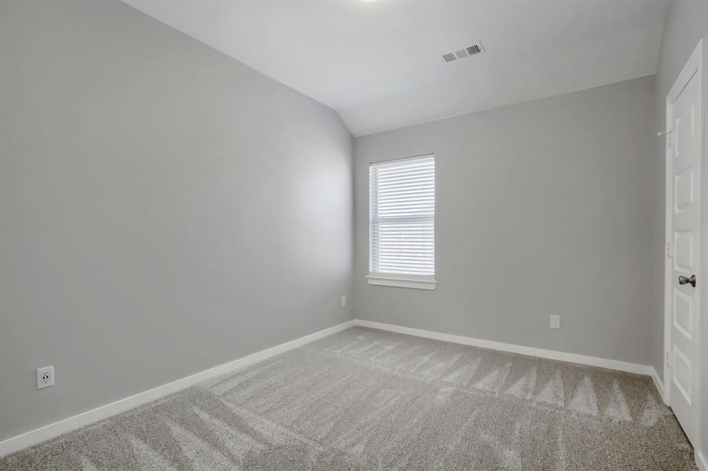 3925 Chesapeake Lane Property Photo 20
