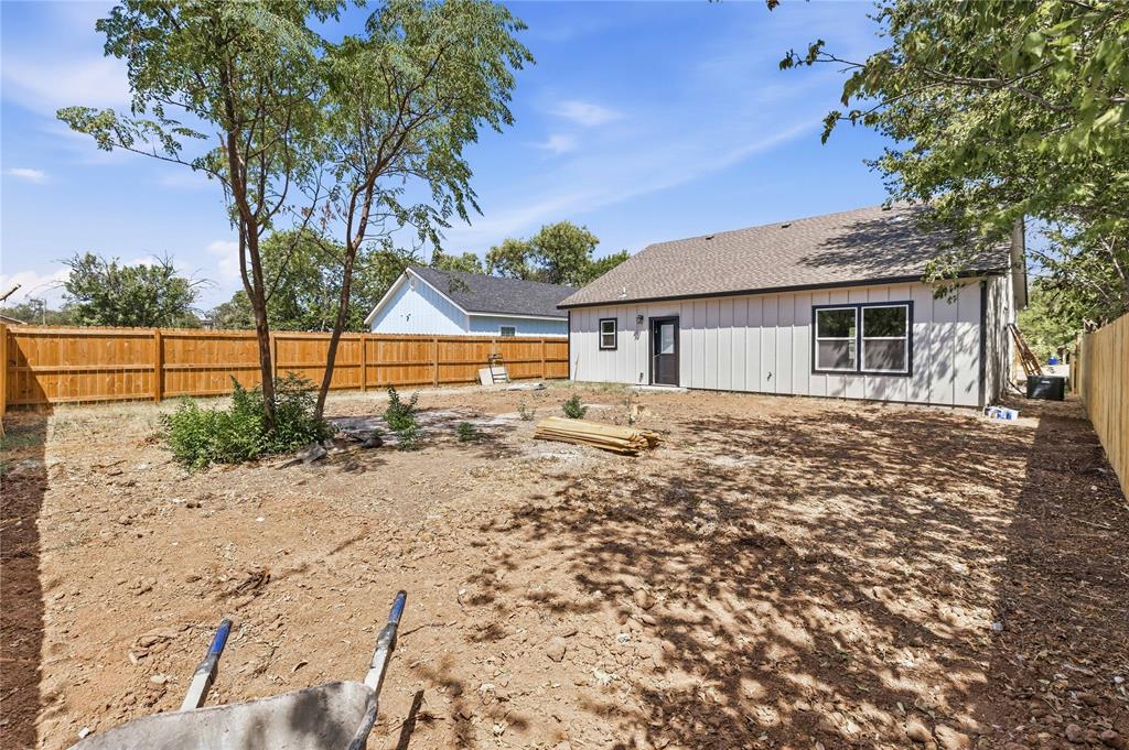 1613 1/2 2nd Street Property Photo 25