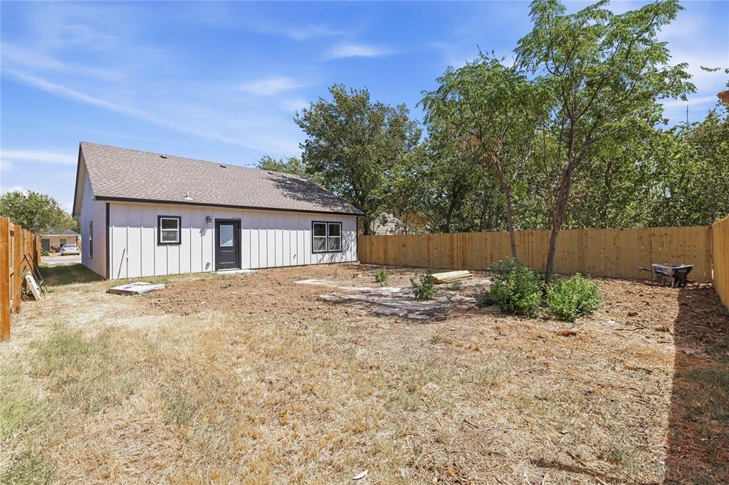 1613 1/2 2nd Street Property Photo 26