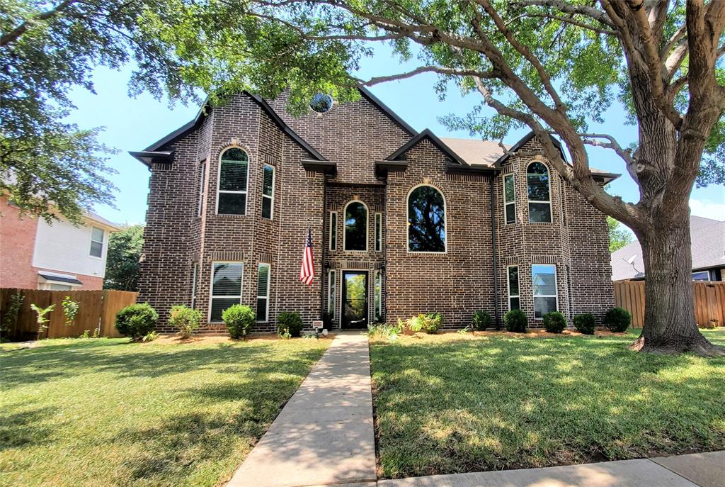 912 Blackstone Drive Property Photo 1
