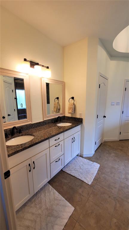 912 Blackstone Drive Property Photo 14