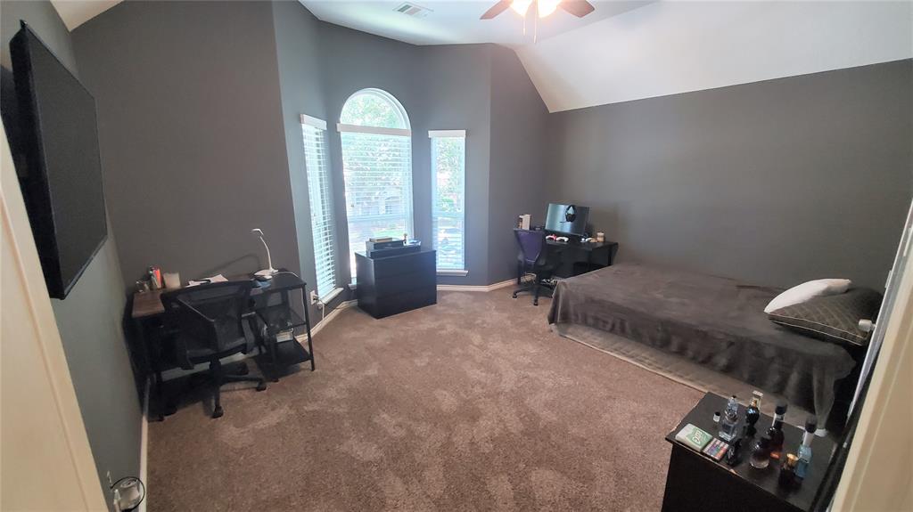 912 Blackstone Drive Property Photo 29