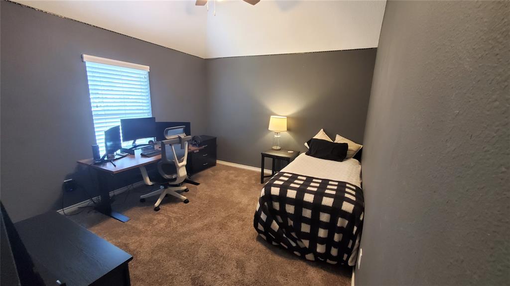 912 Blackstone Drive Property Photo 30