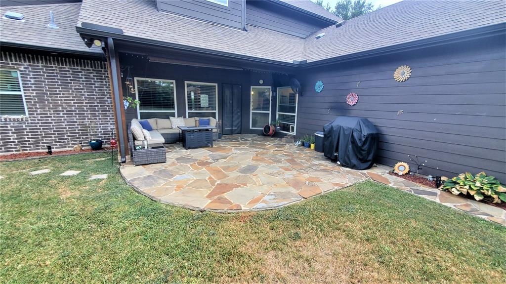 912 Blackstone Drive Property Photo 37