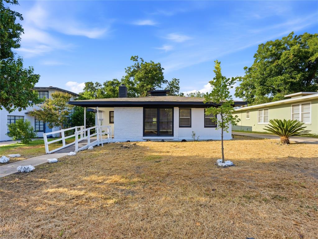 707 Chicago Boulevard Property Photo 1