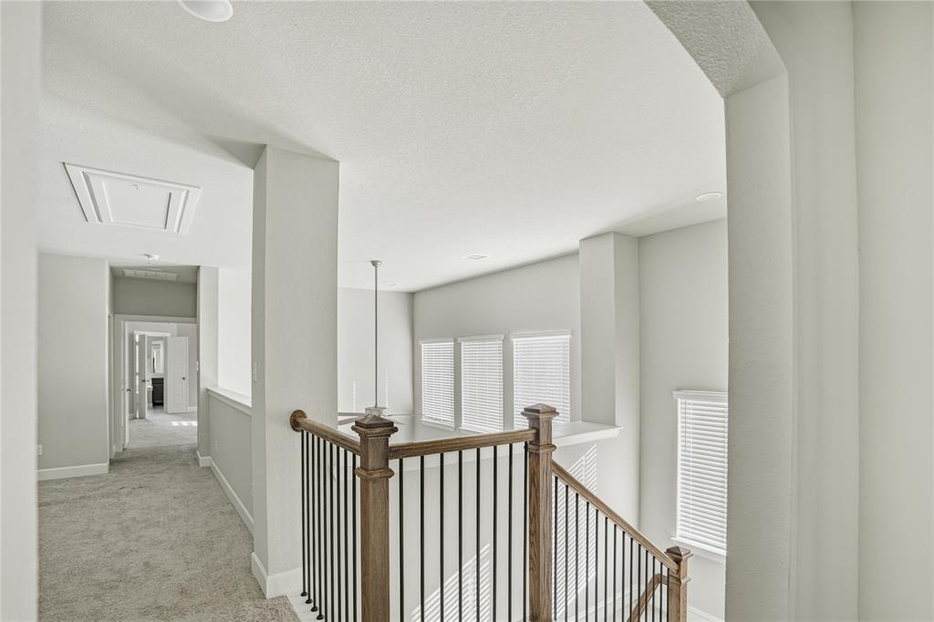 1621 Rose Willow Way Property Photo 17