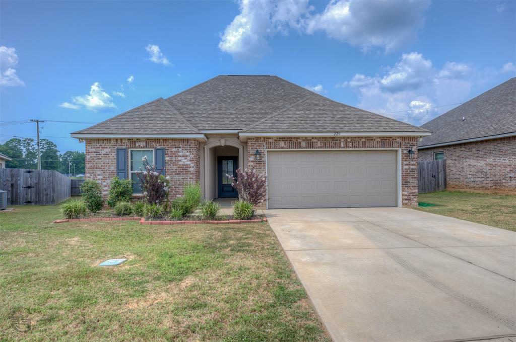 220 Berkshire Place Property Photo 1
