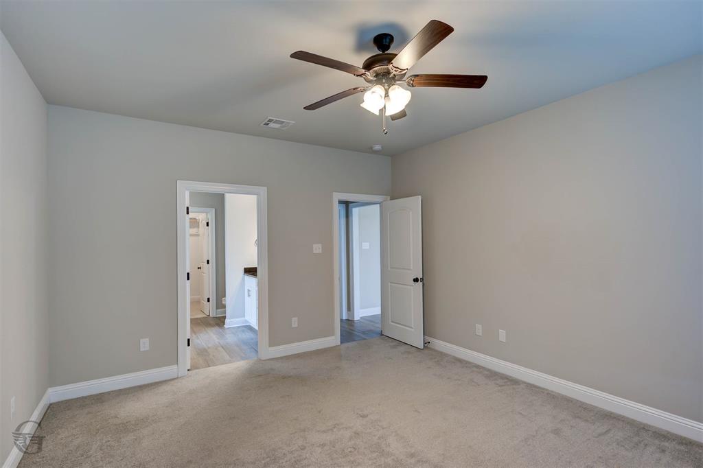 220 Berkshire Place Property Photo 18