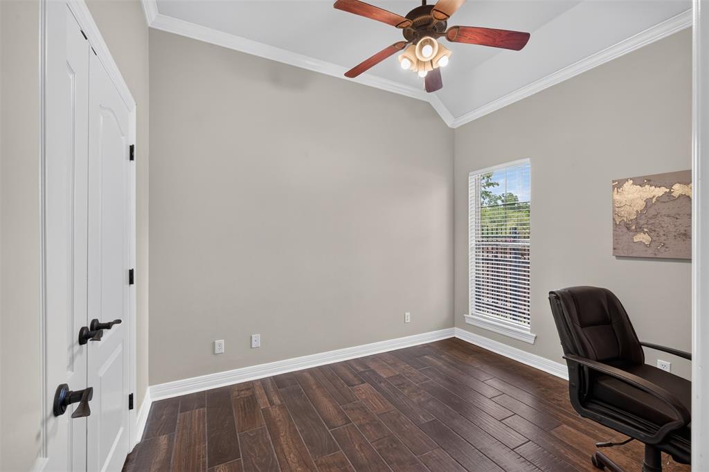 201 Ixworth Avenue Property Photo 26