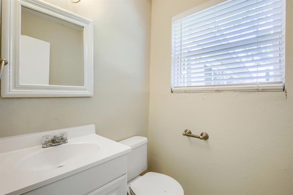 1707 Summit Street Property Photo 17