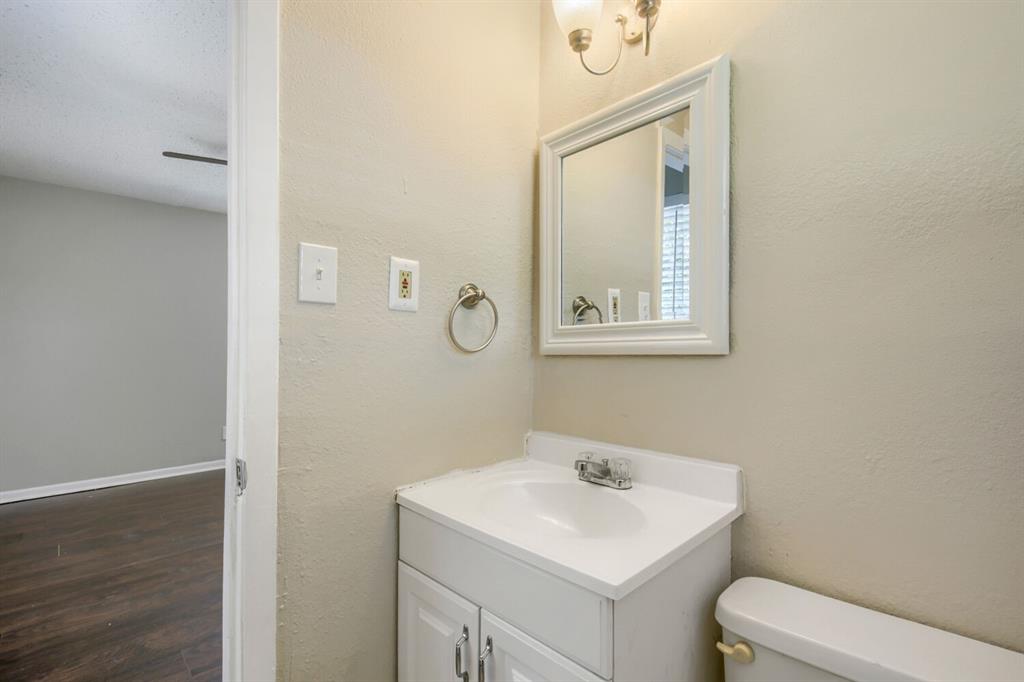 1707 Summit Street Property Photo 24
