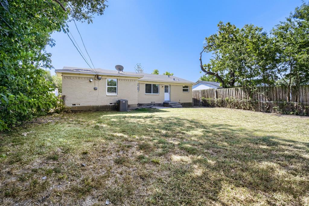 1707 Summit Street Property Photo 26