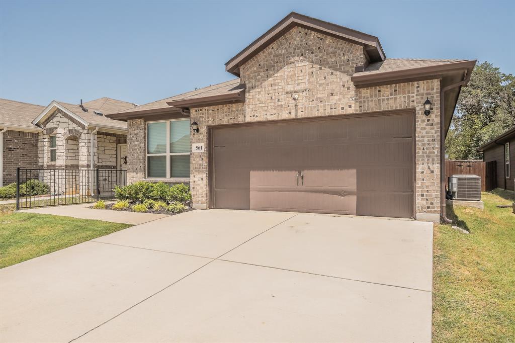 561 Concho Street Property Photo 2