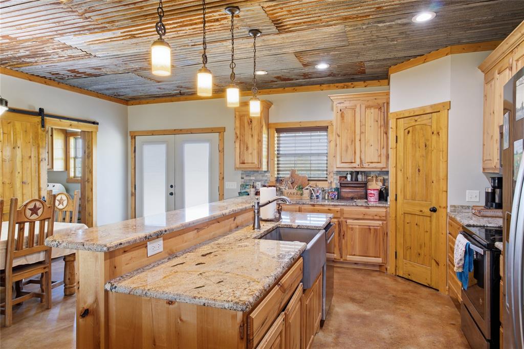 189 County Road 3090 Property Photo 14
