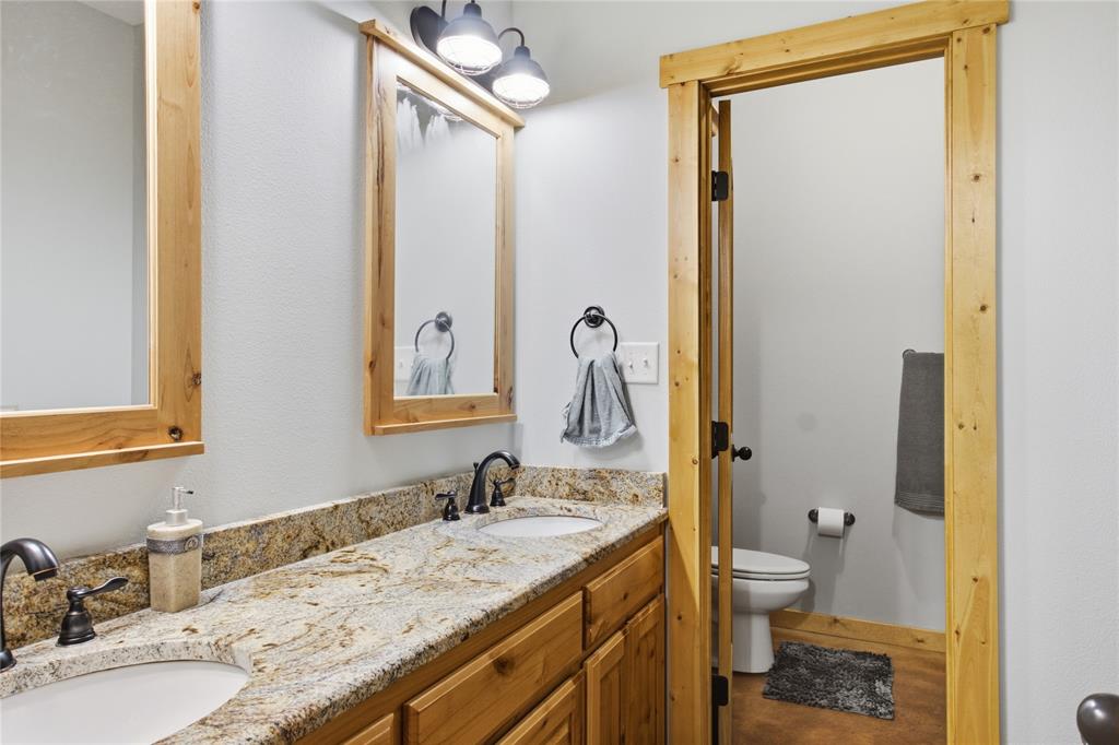 189 County Road 3090 Property Photo 21