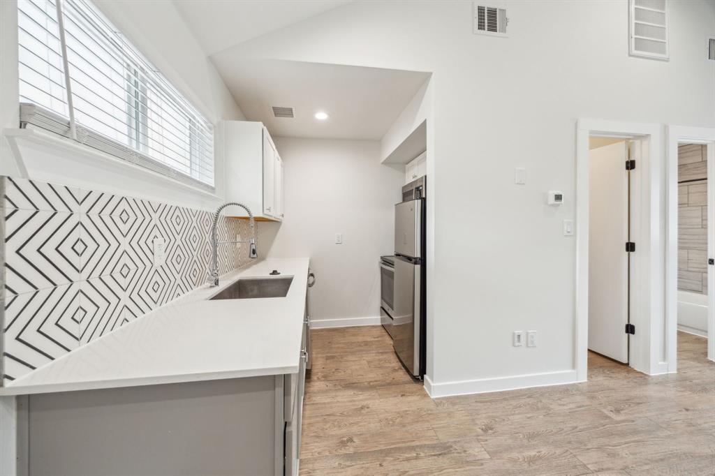5018 San Jacinto Street 210 Property Photo 1
