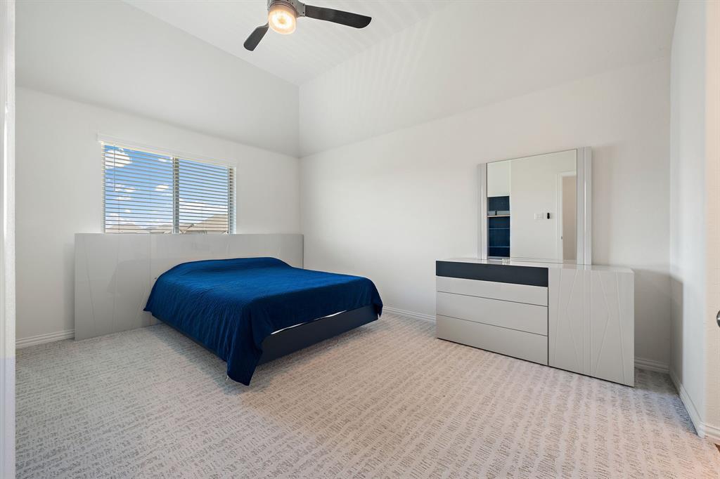 1484 Primrose Place Property Photo 14