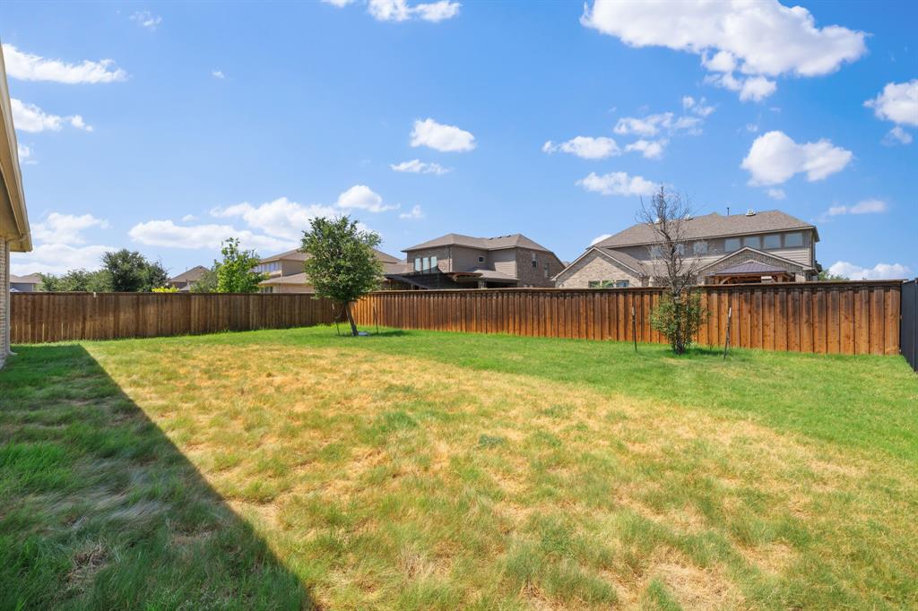 1484 Primrose Place Property Photo 27