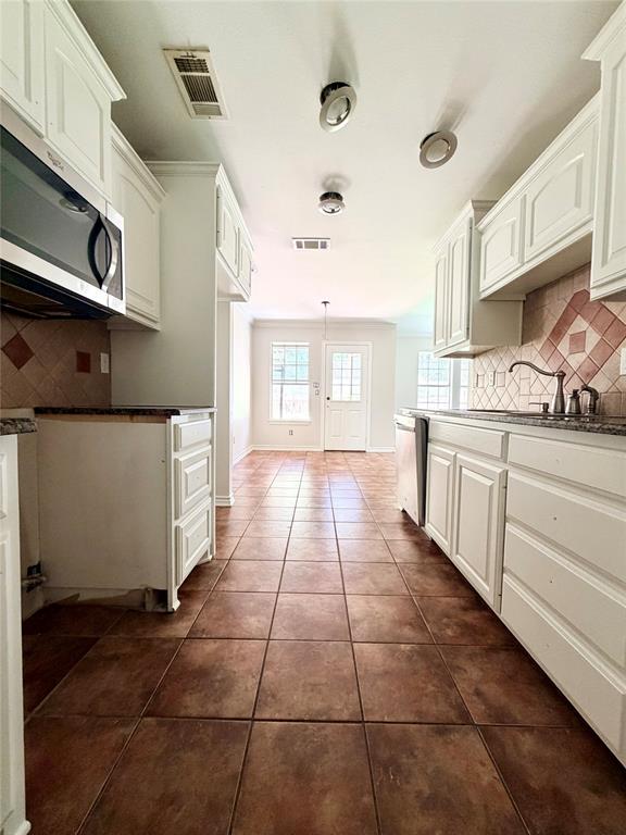 5140 Fm 346 Property Photo 7
