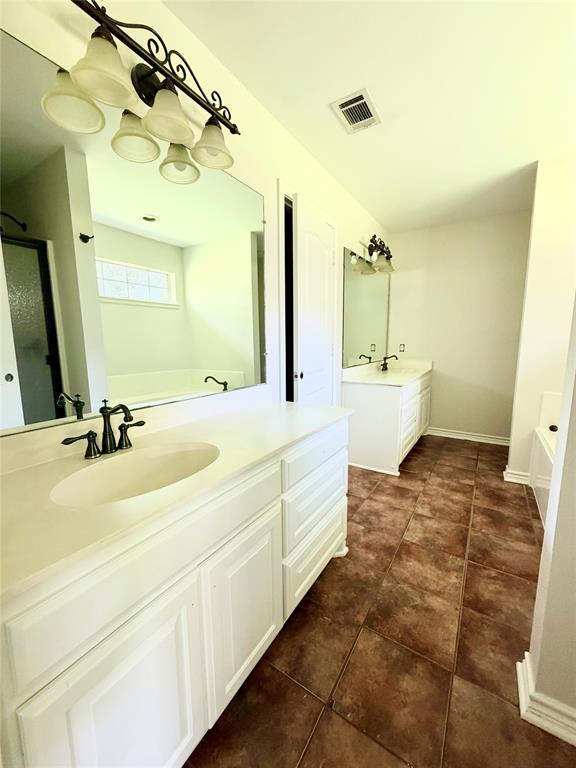5140 Fm 346 Property Photo 14