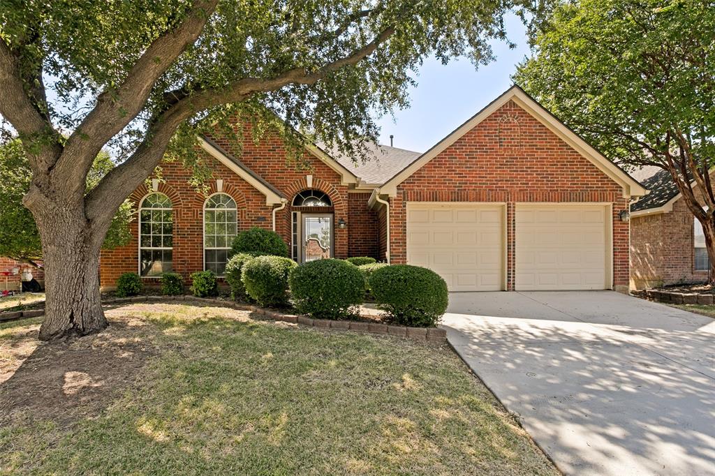 1609 Shadow Crest Drive Property Photo 1