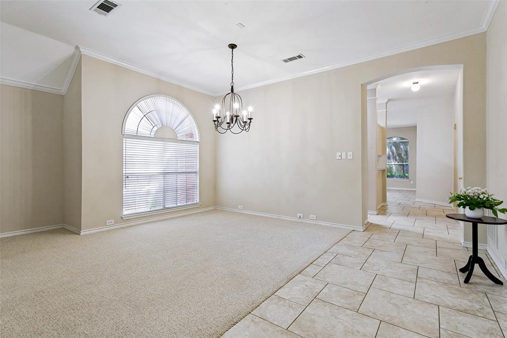 1609 Shadow Crest Drive Property Photo 7