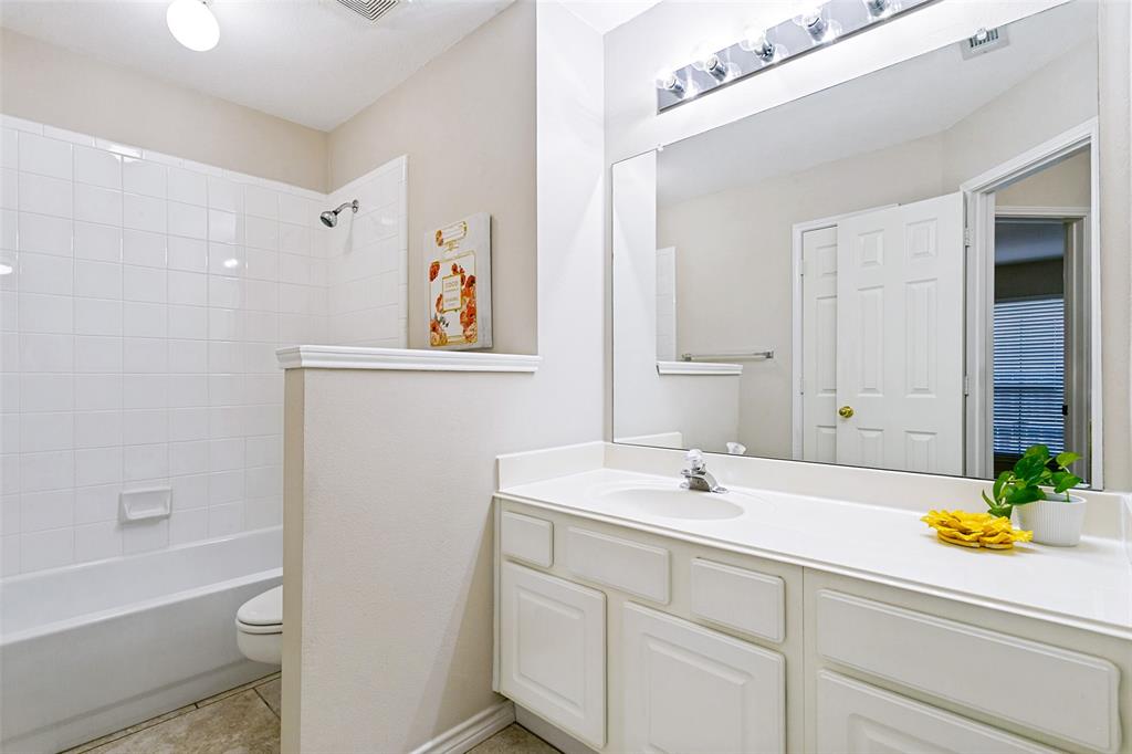 1609 Shadow Crest Drive Property Photo 24