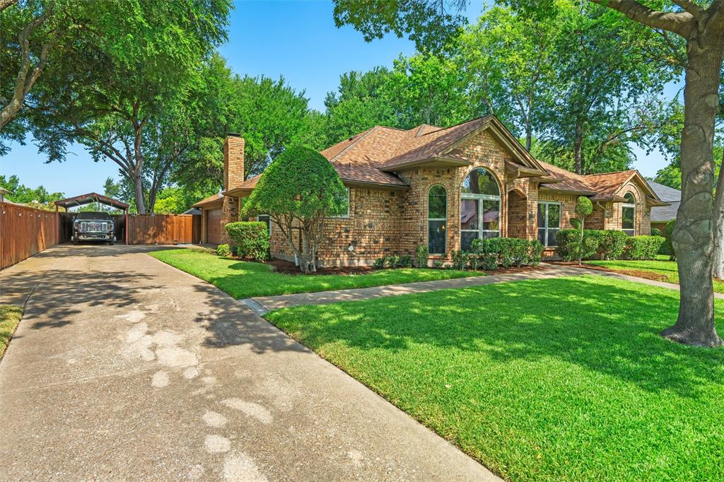 3704 Dahlia Drive Property Photo 1