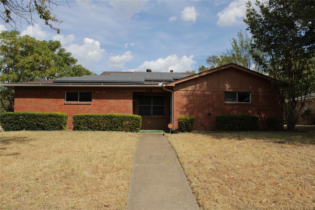 212 N Longacre Lane Property Photo 1