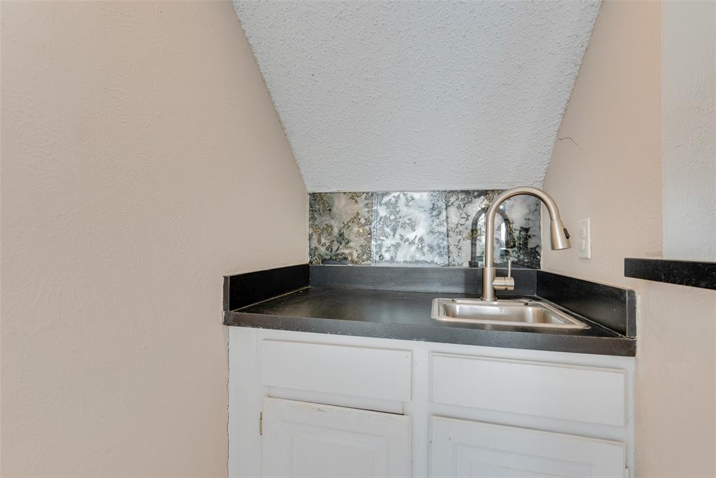 5329 Daytona Drive Property Photo 11
