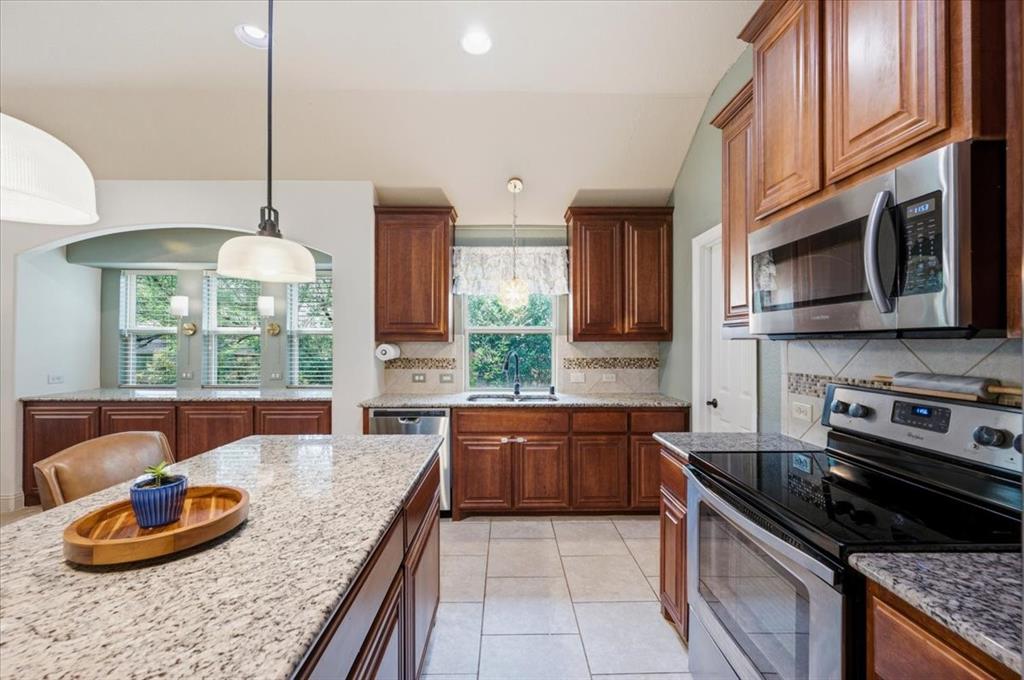 102 Briarstone Drive Property Photo 10