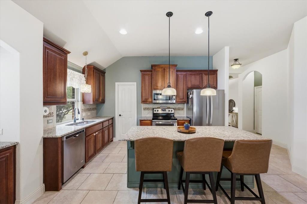 102 Briarstone Drive Property Photo 12