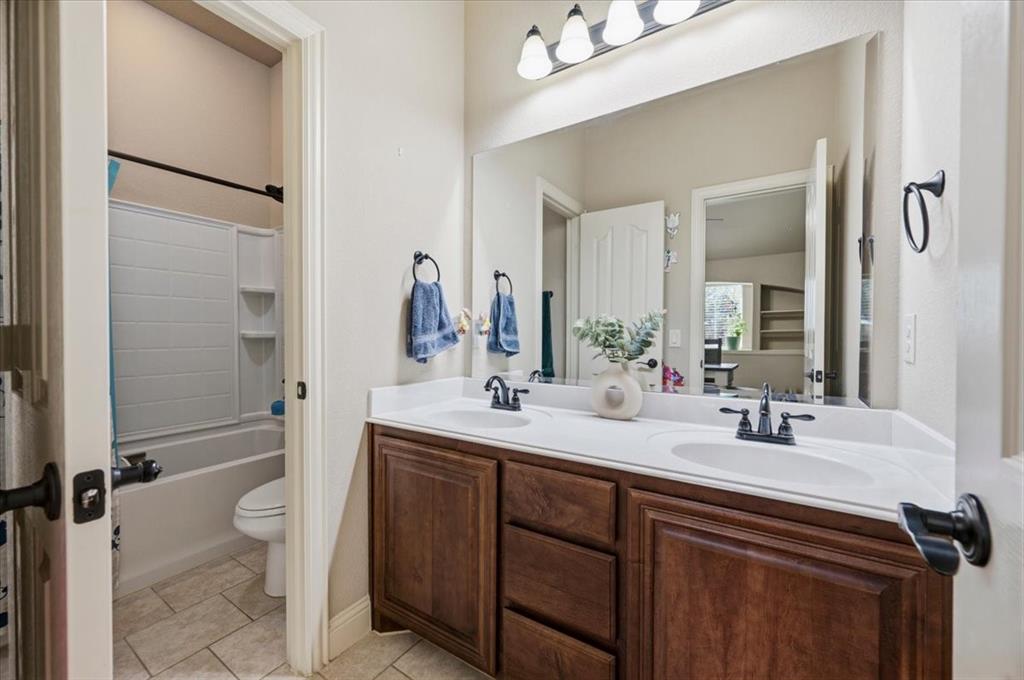 102 Briarstone Drive Property Photo 25