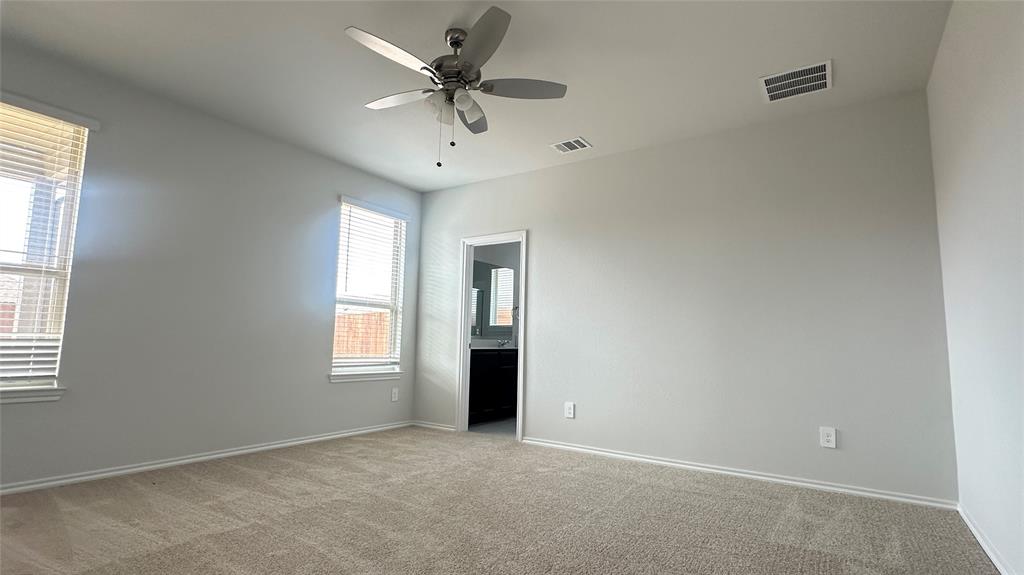 1713 Meadow Crest Drive Property Photo 9