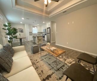 904 N Kentucky Street Property Photo 4