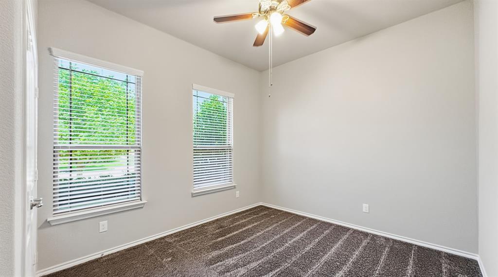824 Dove Cove Property Photo 4