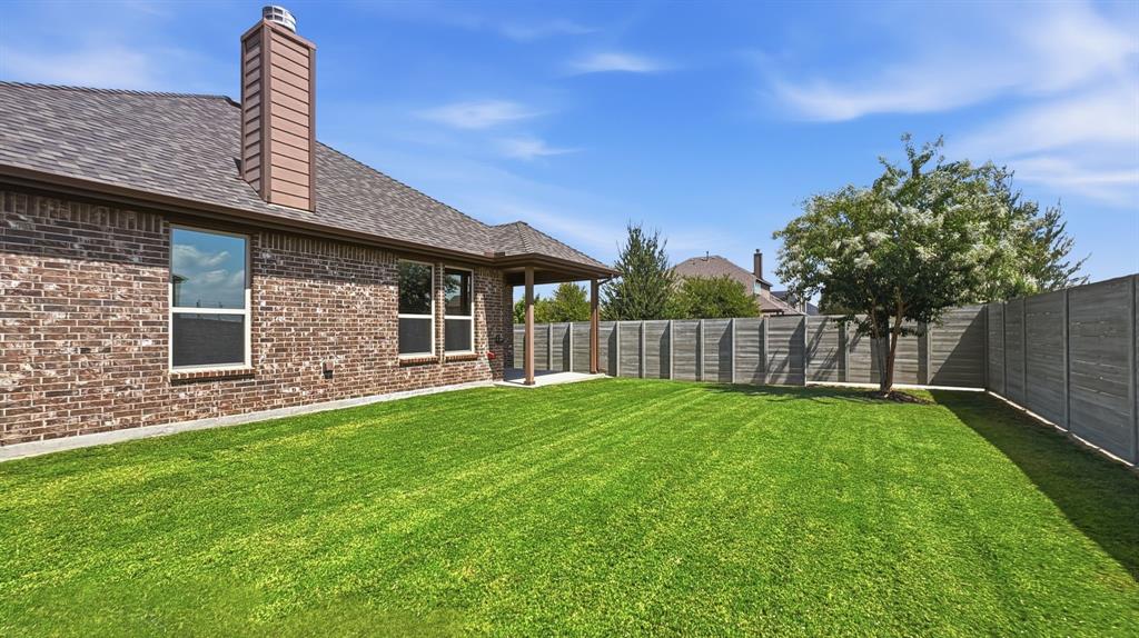 824 Dove Cove Property Photo 32