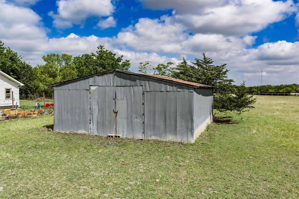 3135 County Road 427 Property Photo 18