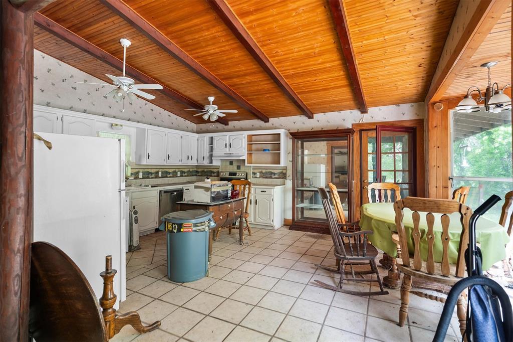 3135 County Road 427 Property Photo 25
