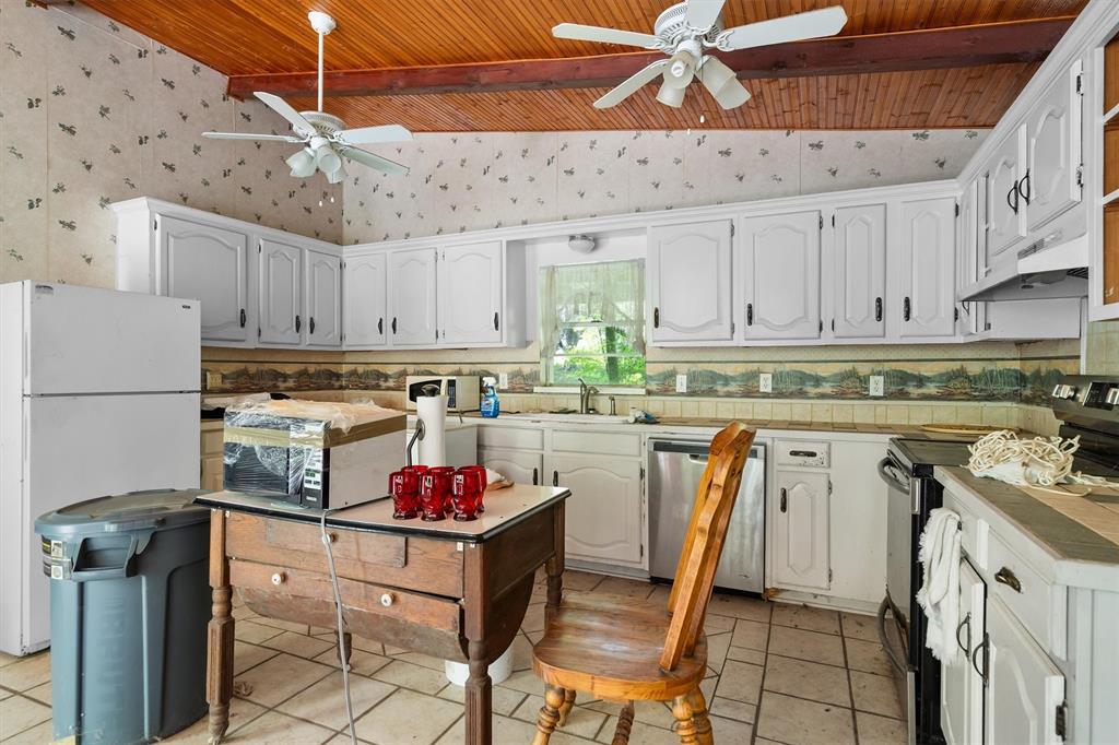 3135 County Road 427 Property Photo 26