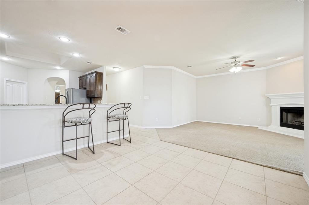 3225 Buckthorn Lane Property Photo 9