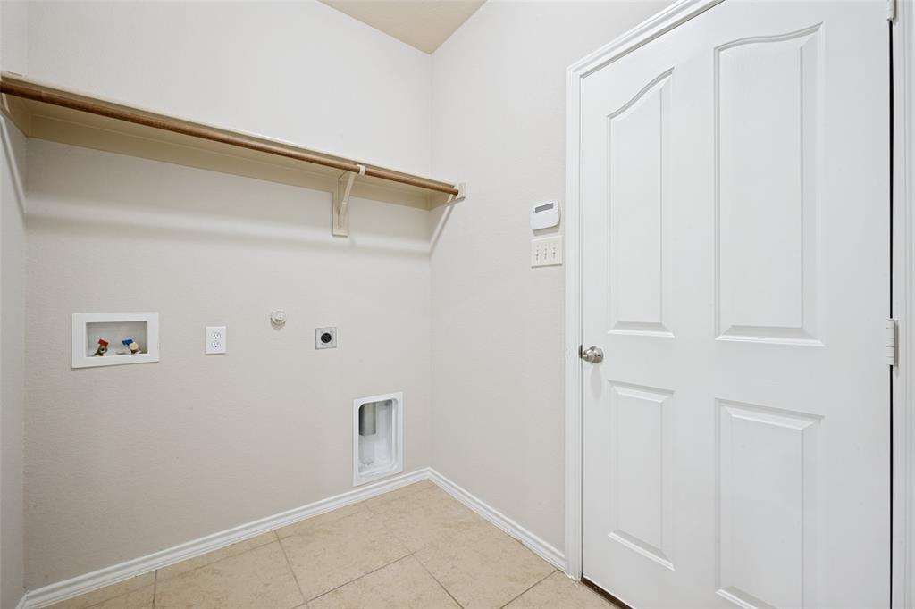 3225 Buckthorn Lane Property Photo 22
