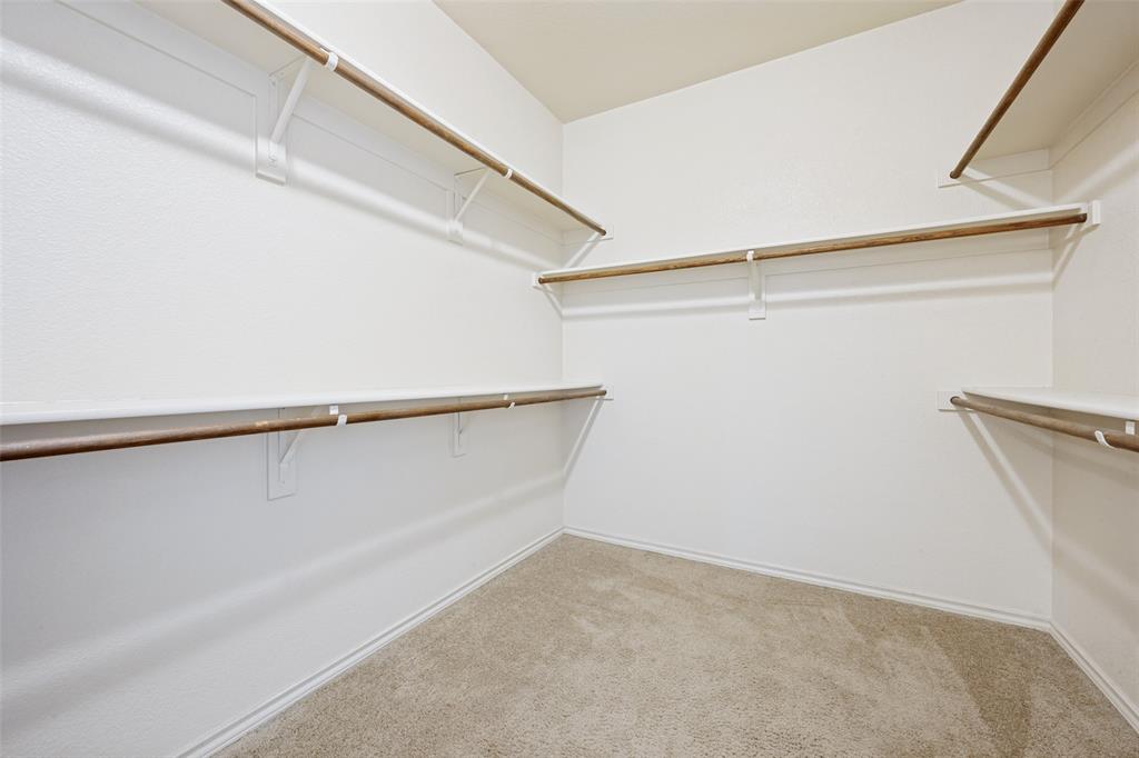 3225 Buckthorn Lane Property Photo 23