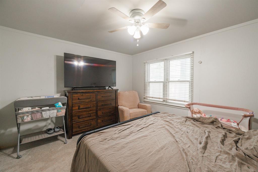 3249 S 4th Street Property Photo 19