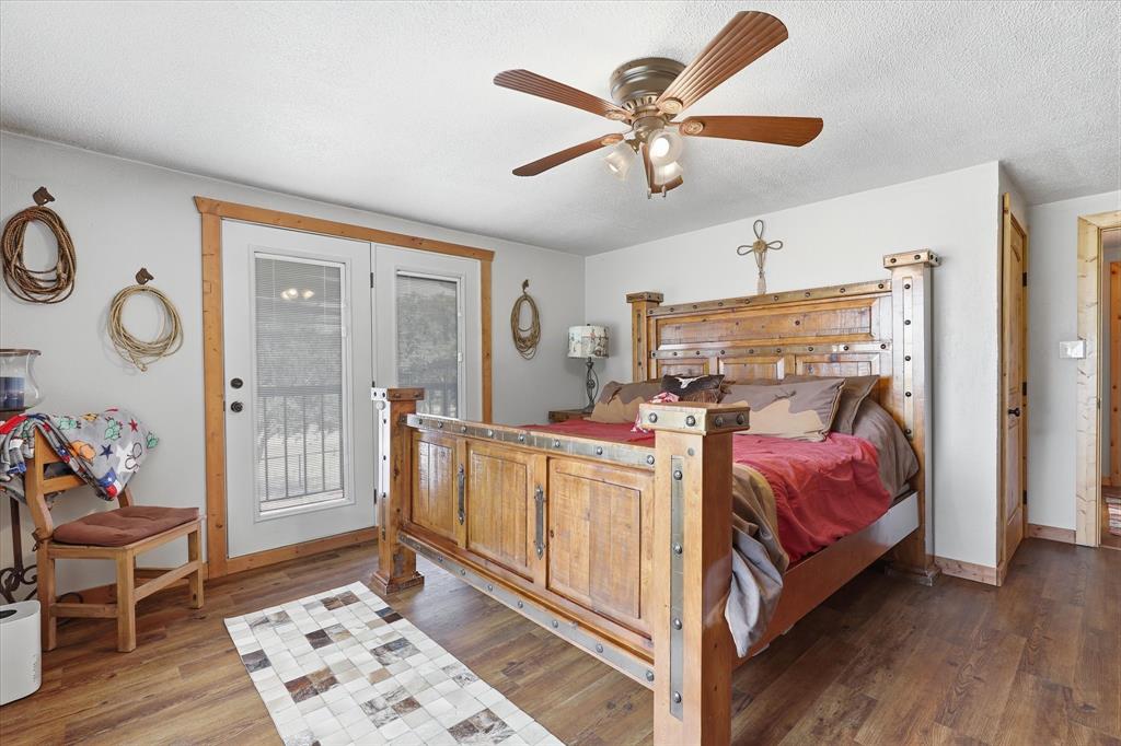12 County Road 2114 Property Photo 14