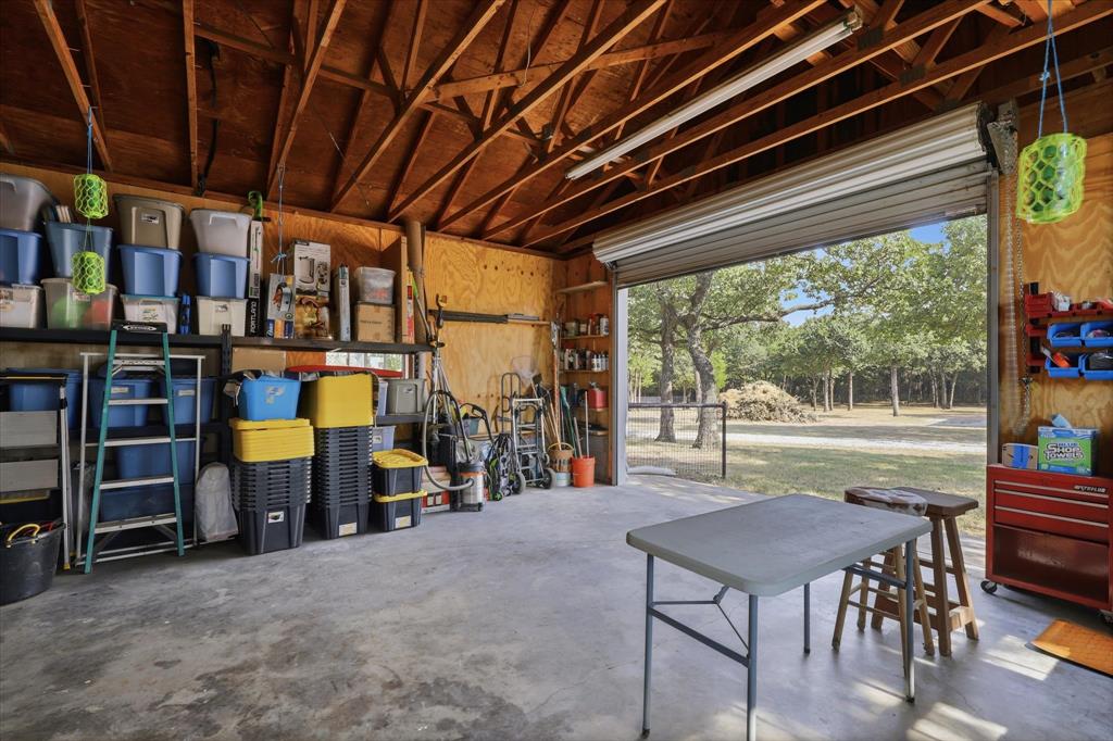 12 County Road 2114 Property Photo 18