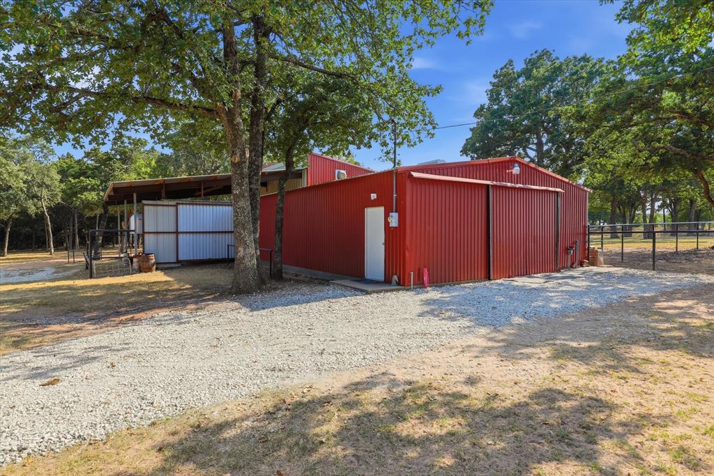 12 County Road 2114 Property Photo 20