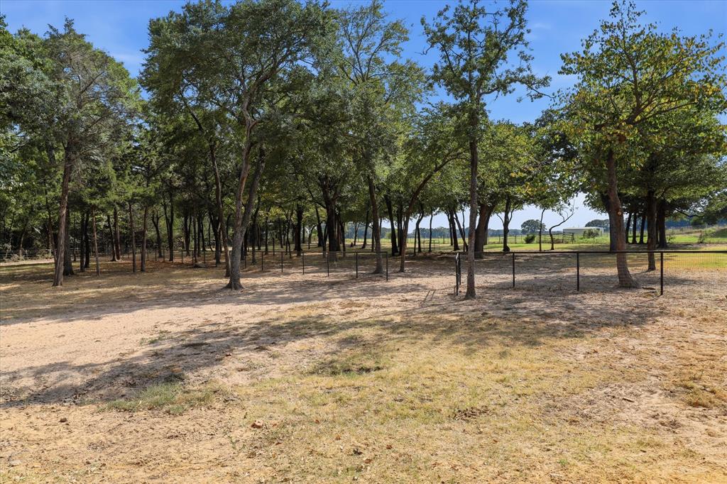 12 County Road 2114 Property Photo 37