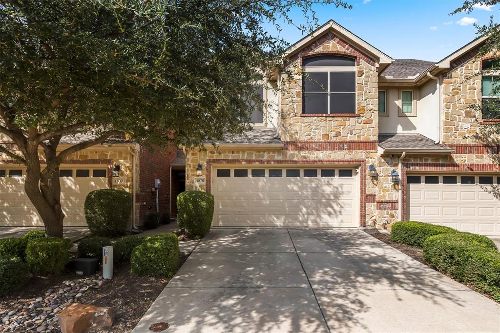 1828 Villa Drive Property Photo 1