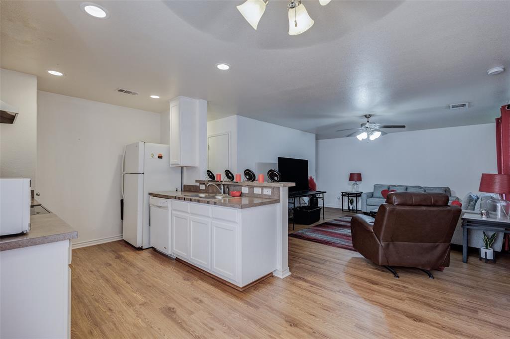 5405 Van Natta Lane Property Photo 7
